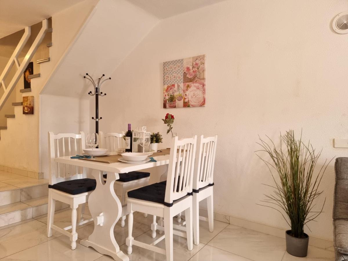 Duplex Apartment Vistamar, Sea-View, Heated Pool In Parque Santiago 2, Wifi Playa de las Americas  Esterno foto